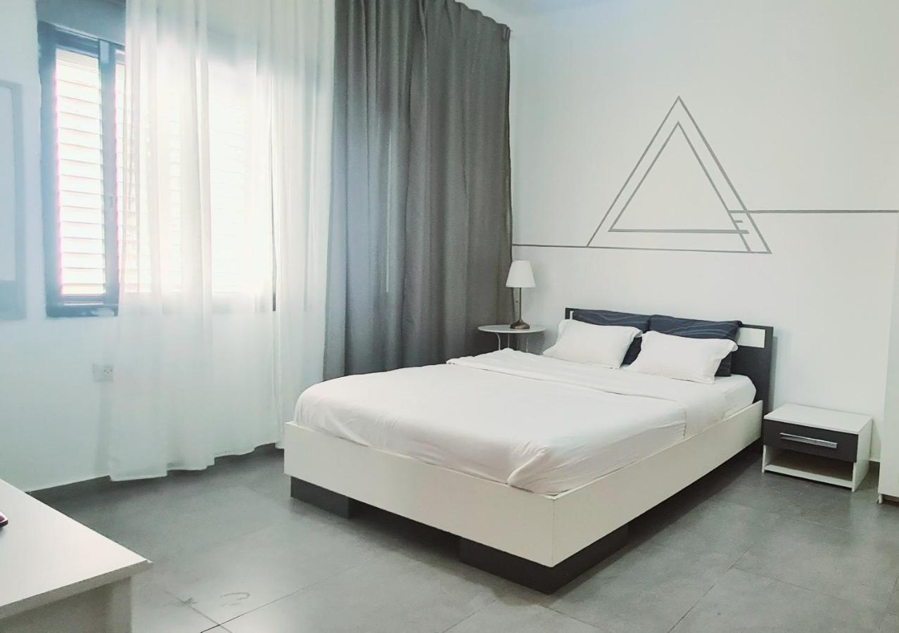 Nice On Ben Yehuda Str Apartment