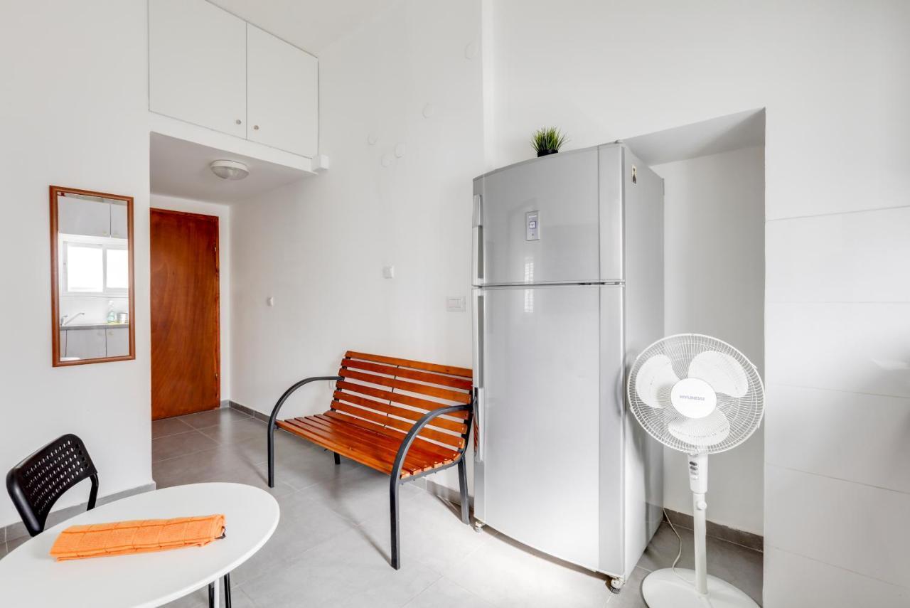 Nice On Ben Yehuda Str Apartment